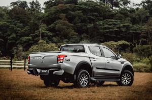 Mitsubishi L200 Triton HPE-S Outdoor 2020 года  (LA)